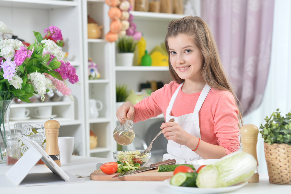 Сохранить здоровый желудочно-кишечный тракт на протяжении всей жизни поможет соблюдение определенных правил, и начинать надо еще с детства Здоровое питание