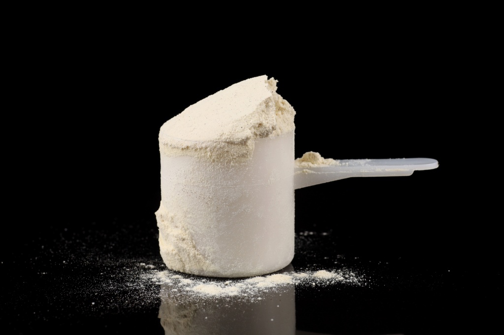 Прием креатина помогает быстрее наращивать мышечную массу и добиваться более внушительных спортивных результатов Прием креатина помогает быстрее наращивать мышечную массу