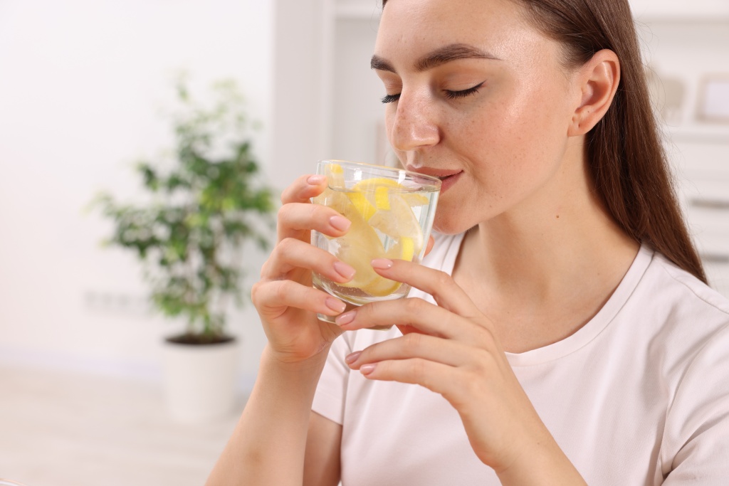 Займитесь домашними делами. В последнем случае будут «убиты два зайца»: забудется голод, и в доме будет порядок Займитесь домашними делами