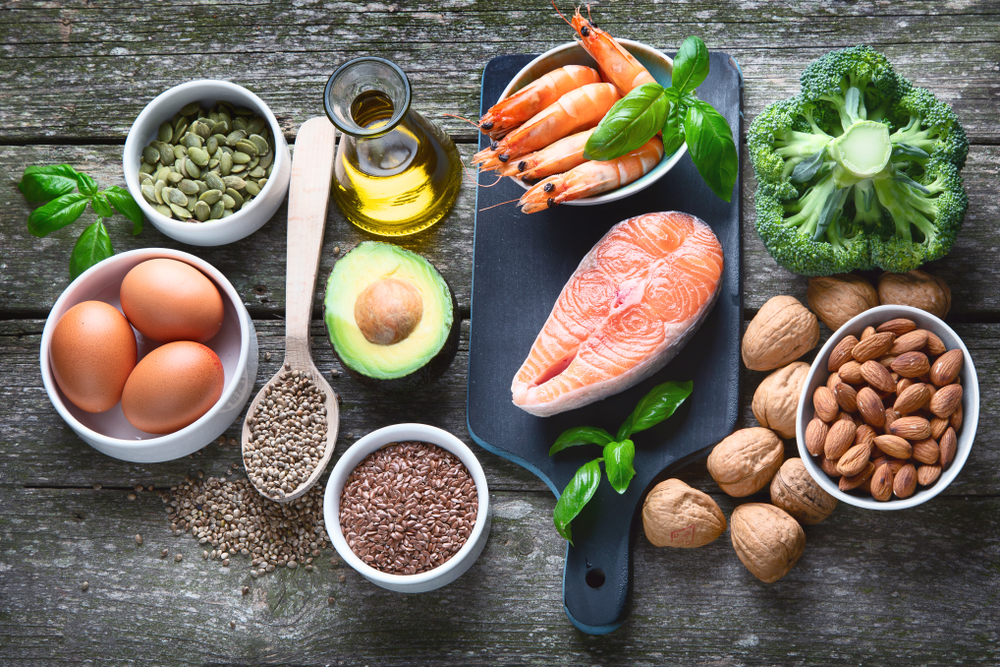 Не все жиры вредны. Есть продукты с жирами, которые полезны для организма и помогают похудеть. Их обязательно нужно включать в свой повседневный рацион В каких продуктах есть полезные жиры?