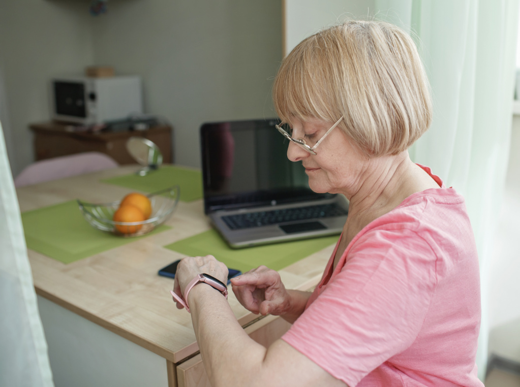 Эта функция фитнес-трекера полезна как для физкультурников, так и для страдающих гипертонией Проверить индивидуальную неточность фитнес-трекера можно, если отправиться вместе с ним на прием к врачу