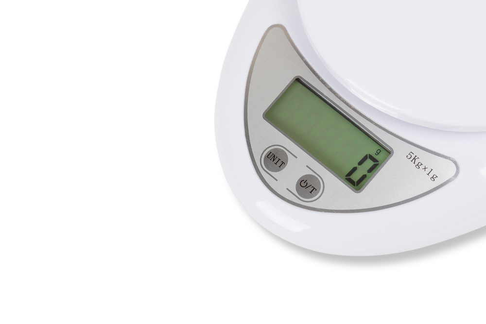 Для точного подсчета потребленной энергии понадобятся весы, лучше электронные с максимальной точностью Для успешного процесса похудения важно, чтобы человек постоянно контролировал количество потребленных энергетических единиц