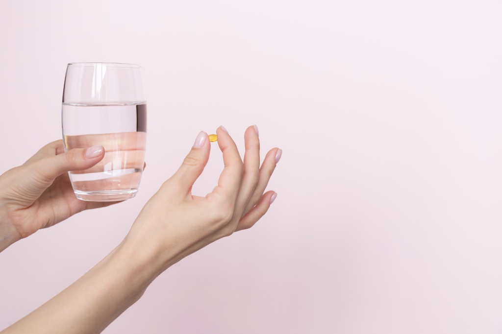 Комплекс витаминов для женского здоровья Комплекс витаминов для женщин после 40