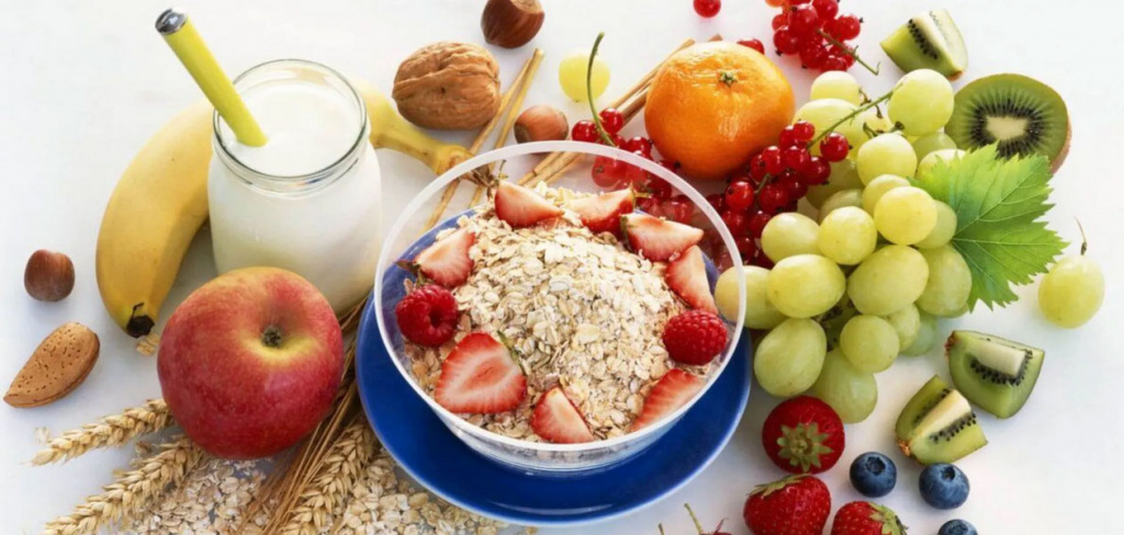 Рацион подростка должен состоять из полезных продуктов Рацион подростка