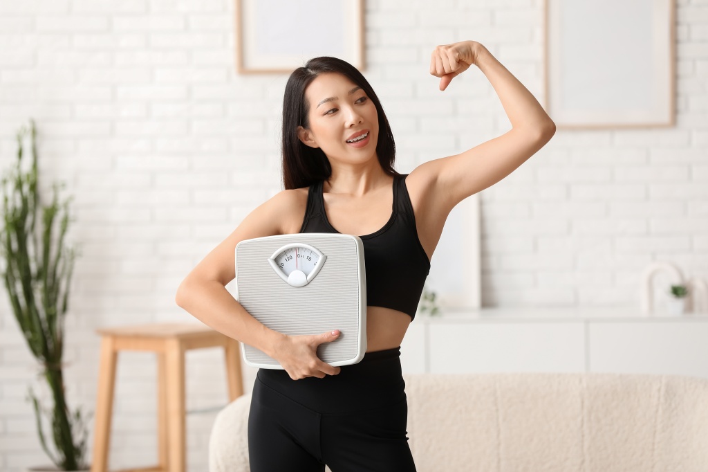 Важно помнить, что во время физических нагрузок должны прорабатываться все группы мышц Какие упражнения можно включить в программу тренировок?