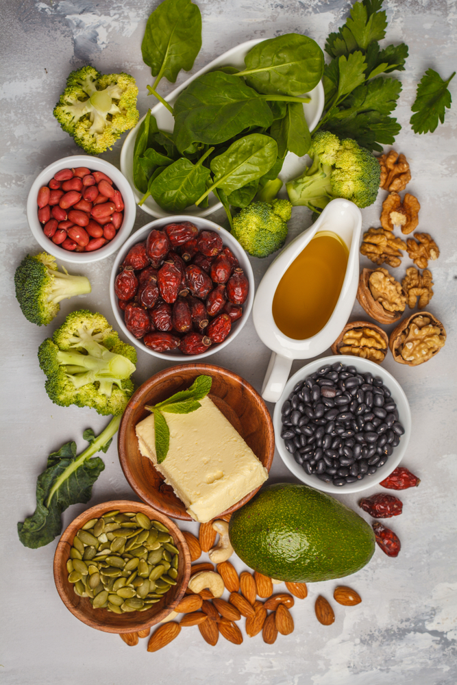 Следует вводить в свой повседневный рацион продукты с антиоксидантами, чтобы чувствовать себя хорошо и быть здоровым. Биологическая роль антиоксидантов в организме значительна