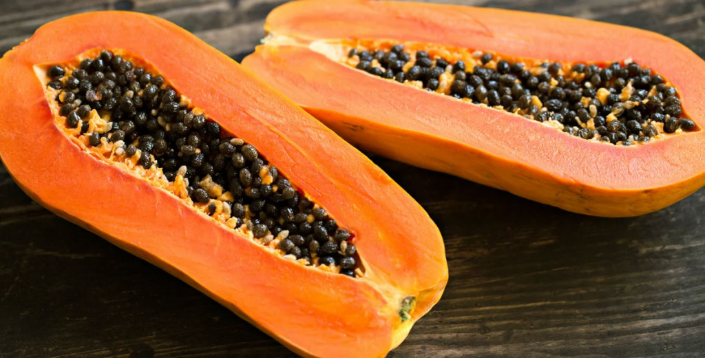 Много ферментов для пищеварения содержится в папайе папайя