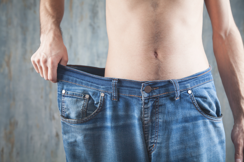 Если вес снизился более чем на 5% от исходной массы тела без изменений в образе жизни и питании, то стоит обратиться к врачу Какую потерю веса можно считать резкой?