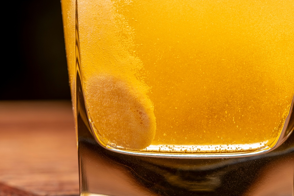 Аскорбиновая кислота — органическое соединение, являющееся для человека жизненно важным веществом Аскорбиновая кислота