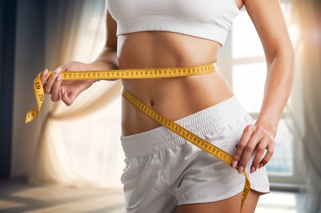 Похудеть в домашних условиях можно, не прибегая к изнурительным тренировкам и изматывающим голодом диетам Похудеть в домашних условиях