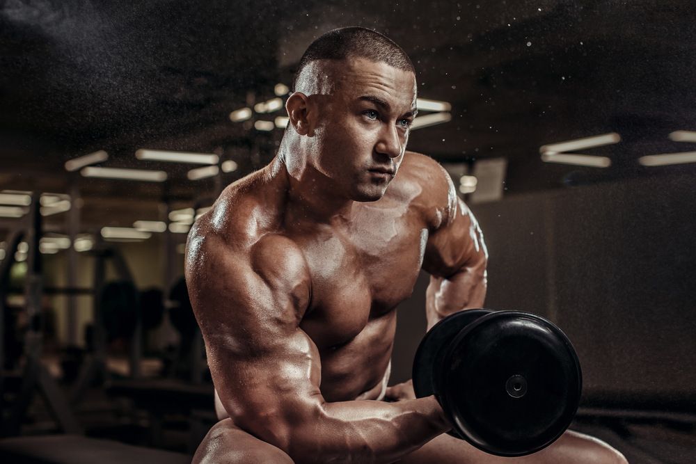 Протеин помогает делать тренировки более продуктивными и результативными Преимущества протеина