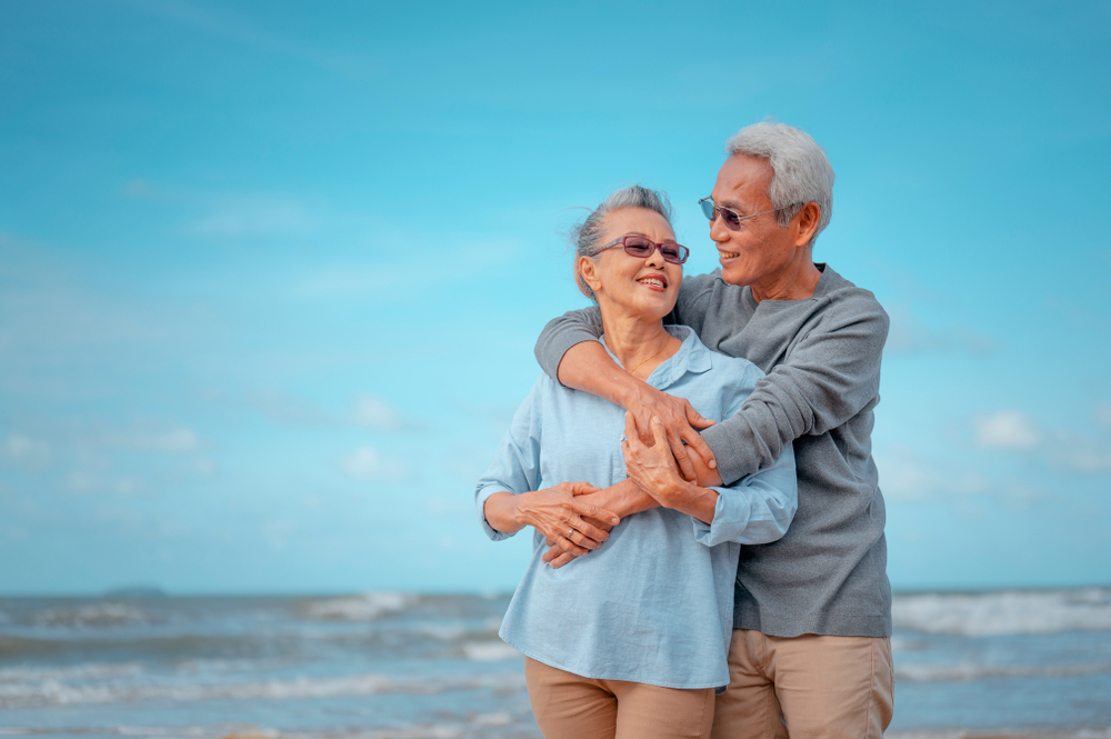 Пожилым людям рекомендуется больше проводить время на свежем воздухе В пожилом возрасте сердце и сосуды требуют дополнительной поддержки