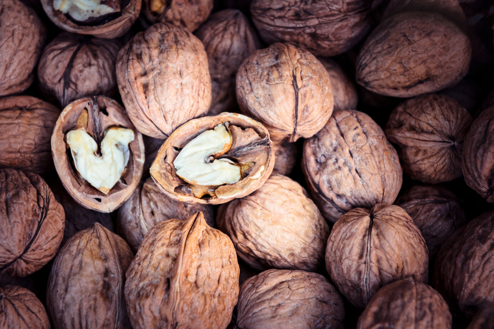 Перед приемом витамина Е необходимо проконсультироваться с врачом Принимать витамин Е необходимо ровно в тех количествах, которые требуются организму