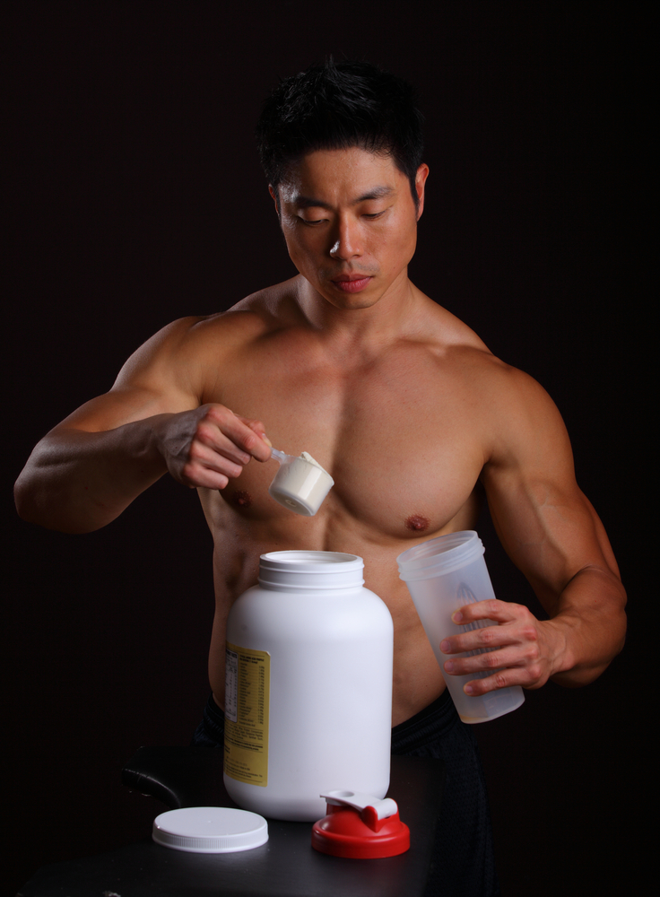 При наборе массы нужно потреблять от 2 г белка на 1 кг веса Дозировка