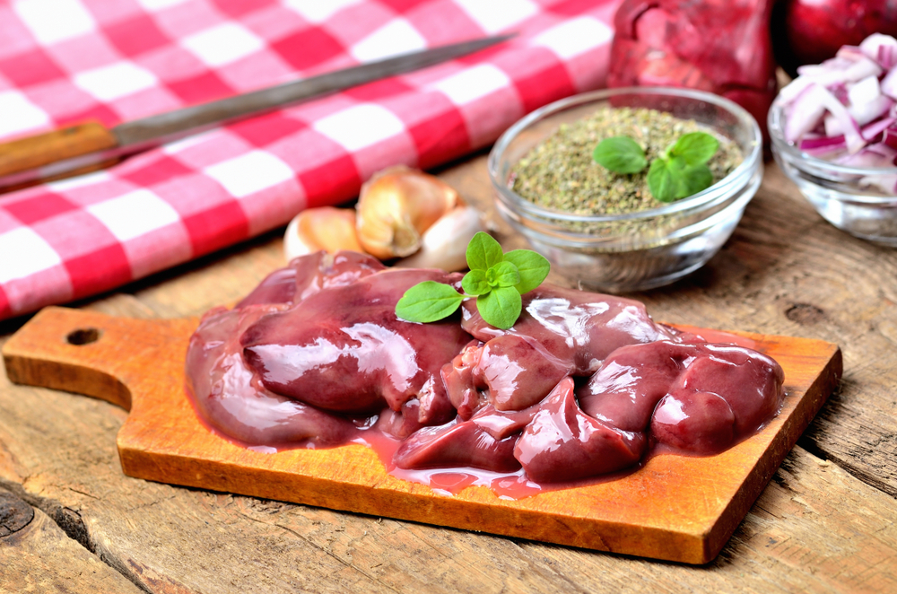 Этот субпродукт считается одним из лучших источников железа, меди, витаминов группы В Куриная печень