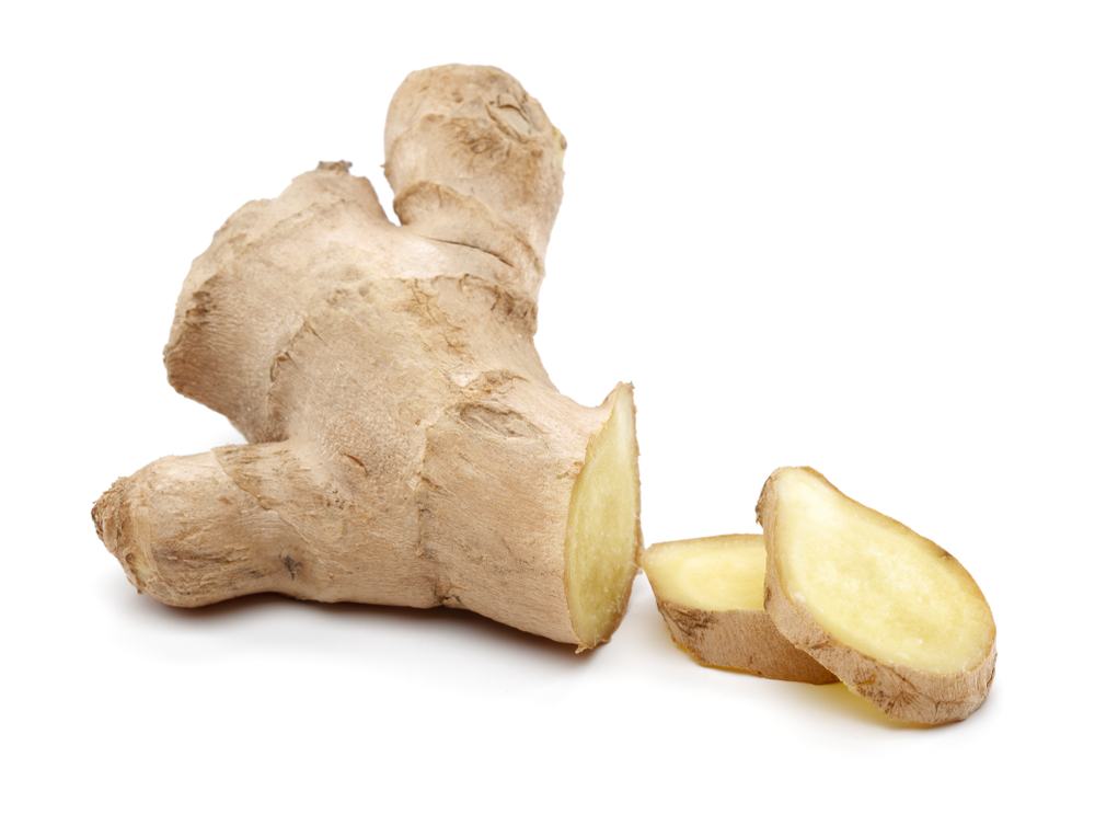 Благодаря большому количеству витаминов в составе имбирь оказывает на организм разностороннее воздействие Для лечения простуды используется множество народных средств, облегчающих состояние больного. Одним из таких лекарств является чай с имбирем