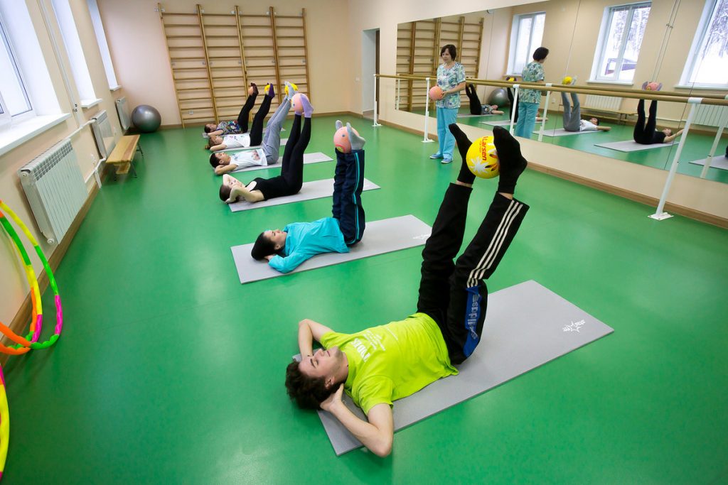 Оздоровительная тренировка представляет из себя систему, которая направлена на поддержание или возращение хорошей физической формы и улучшение самочувствия пациента Задачи и функции оздоровительных тренировок