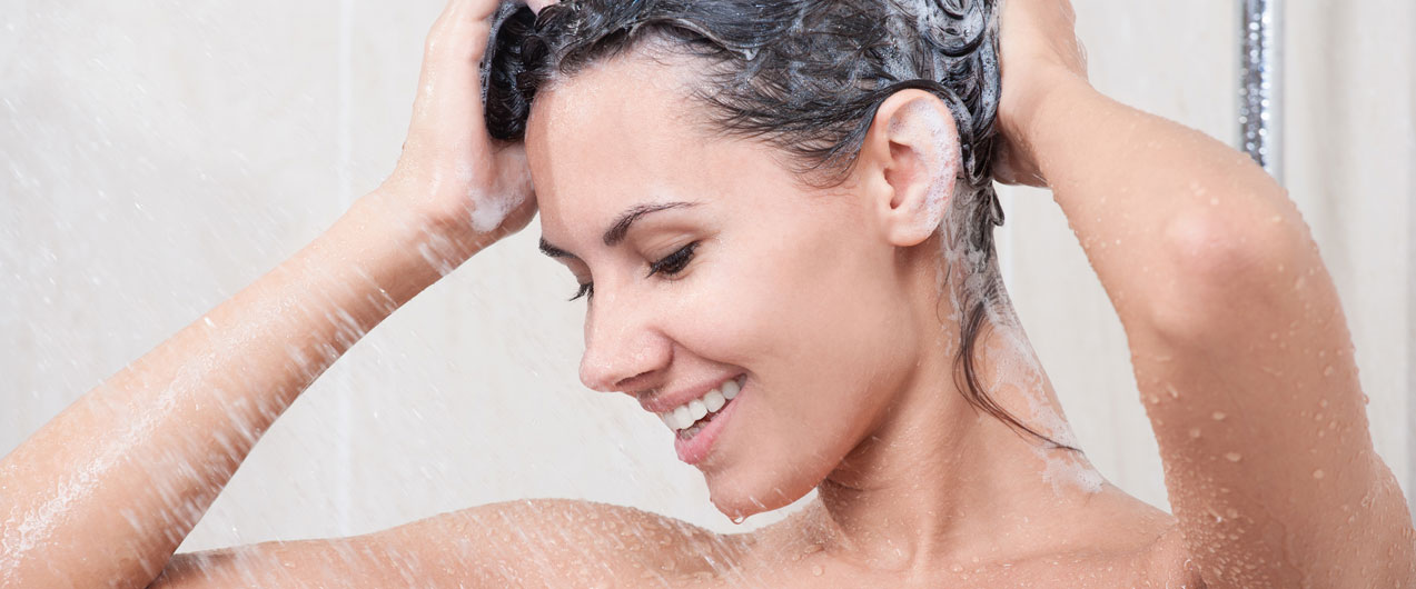 Можно ли мыть голову мужским шампунем женщине