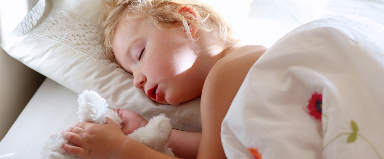 Как приучить ребенка к режиму сна