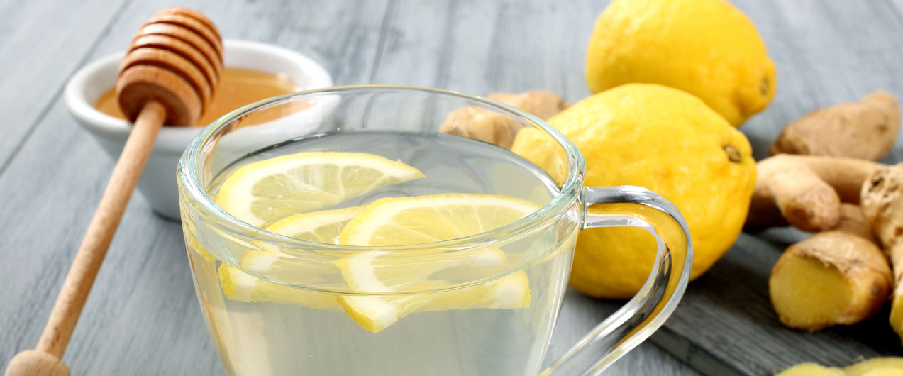 Масло натощак вред и польза. Вода с лимоном и медом. Имбирный напиток для похудения. Медовый лимонад. Лимонно имбирный напиток.