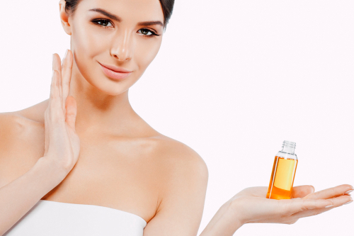 Как использовать персиковое масло для лица?