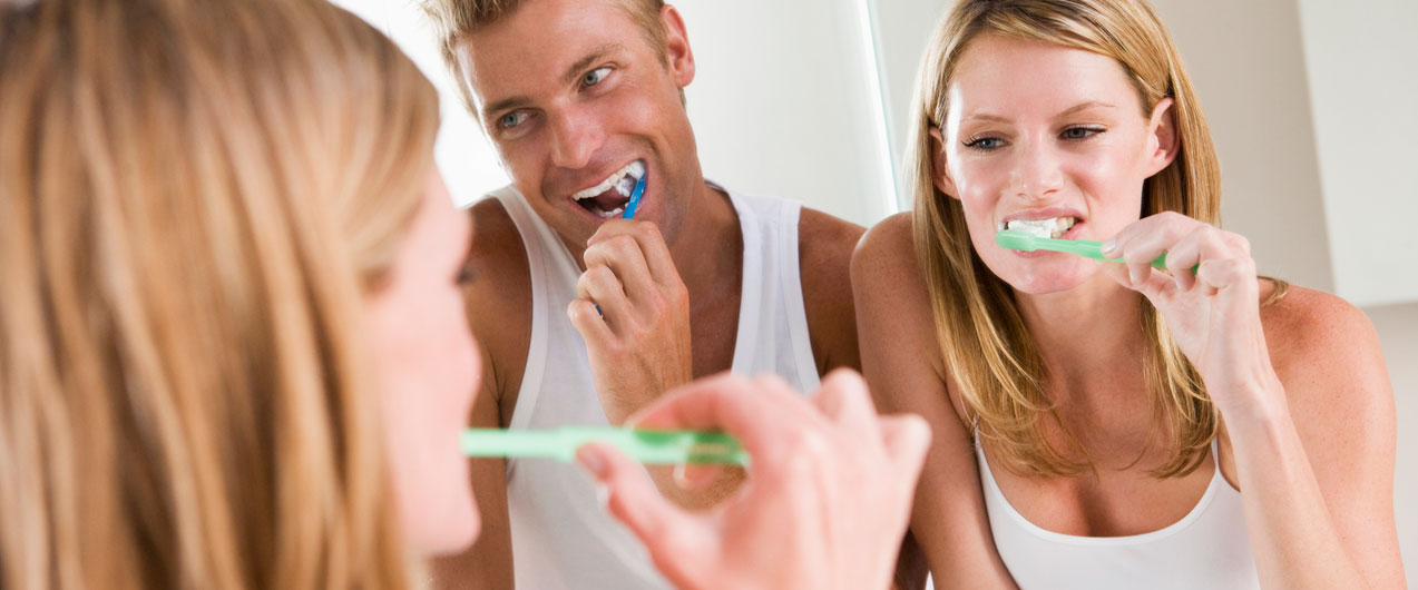 Чистка зубов по правилам: как часто, сколько, как?