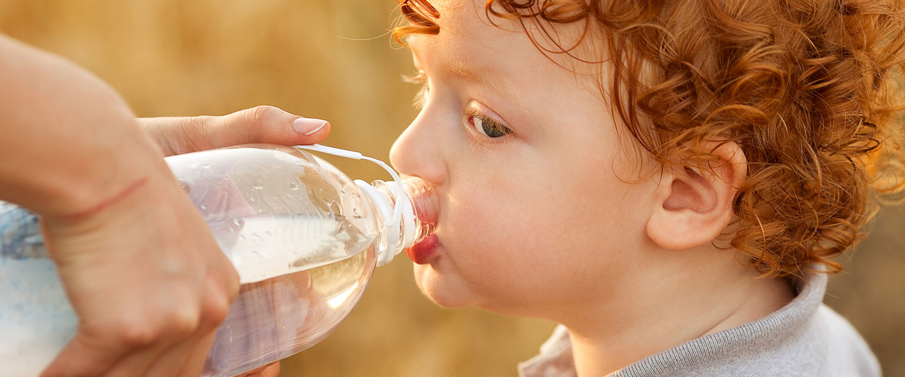 Сколько должен пить воды ребенок?