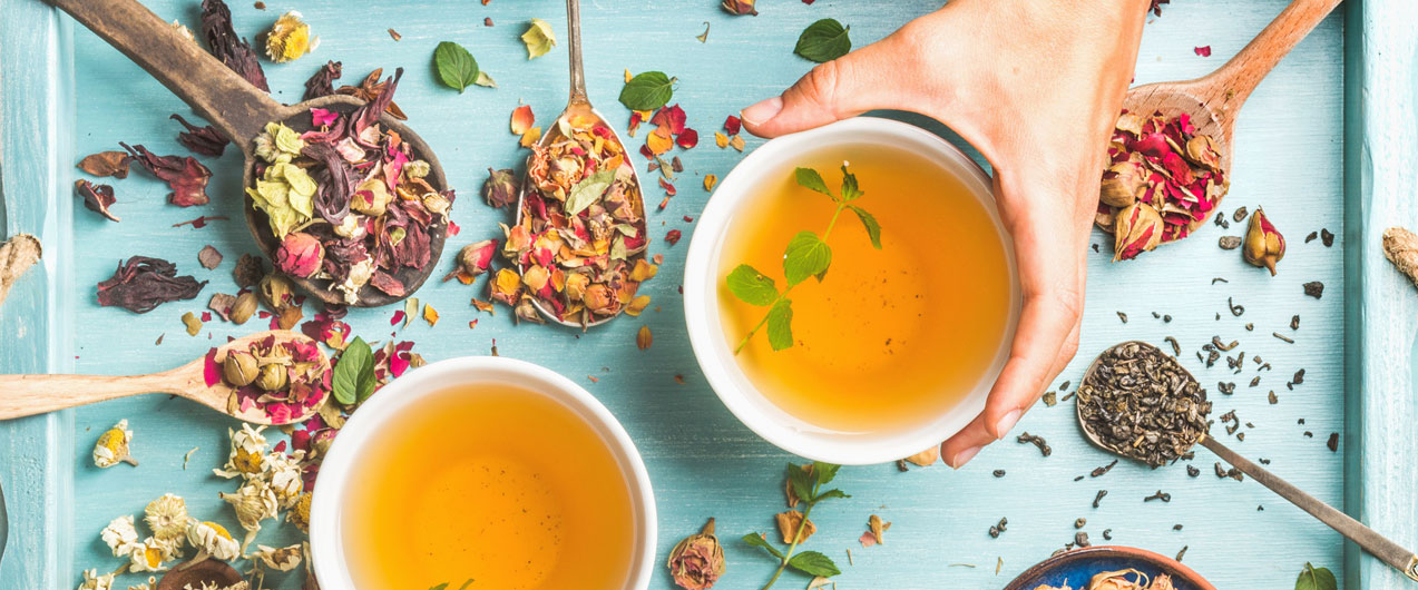 Травяной чай — эффективный помощник при запоре