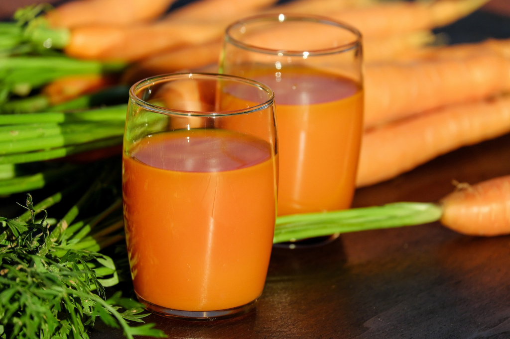 carrot juice 1623079 1920
