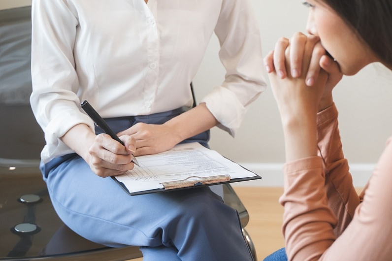 В чём разница между психологом, психотерапевтом и психиатром?