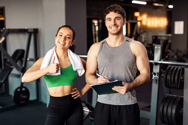 Как заработать фитнес-тренеру?