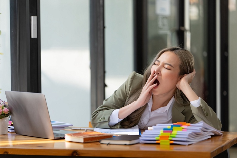 Что делать, если днем постоянно хочется спать?