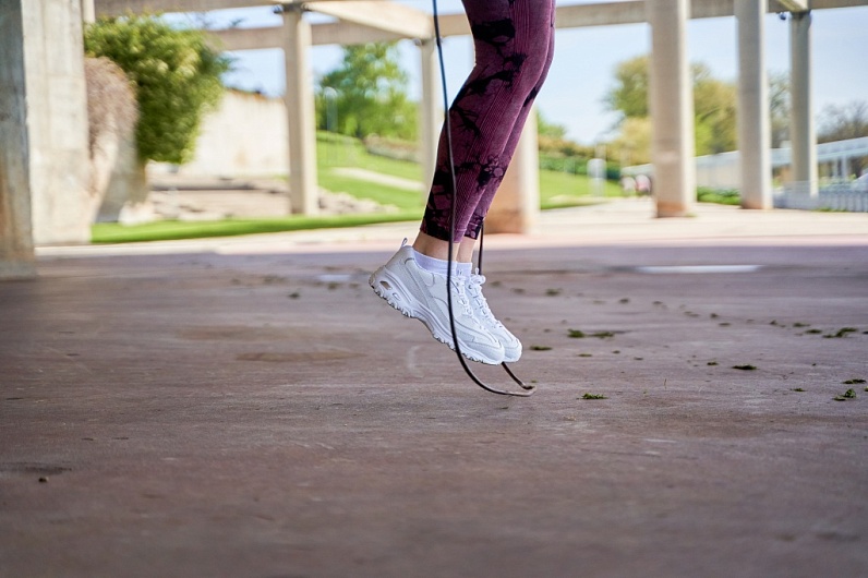 Можно ли похудеть с помощью скакалки?