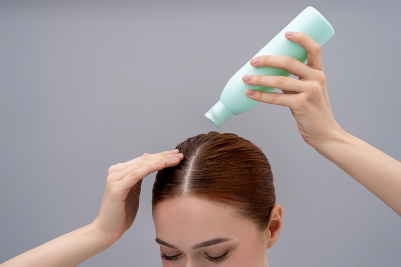 Как выбрать шампунь от перхоти?