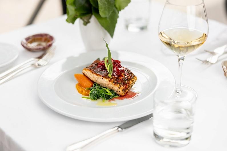 Какая рыба богата белком?