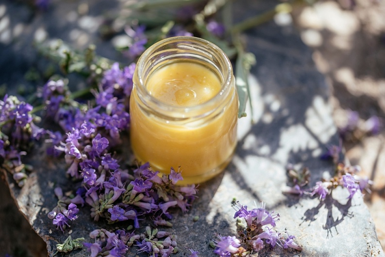 Как сделать мазь из прополиса в домашних условиях?