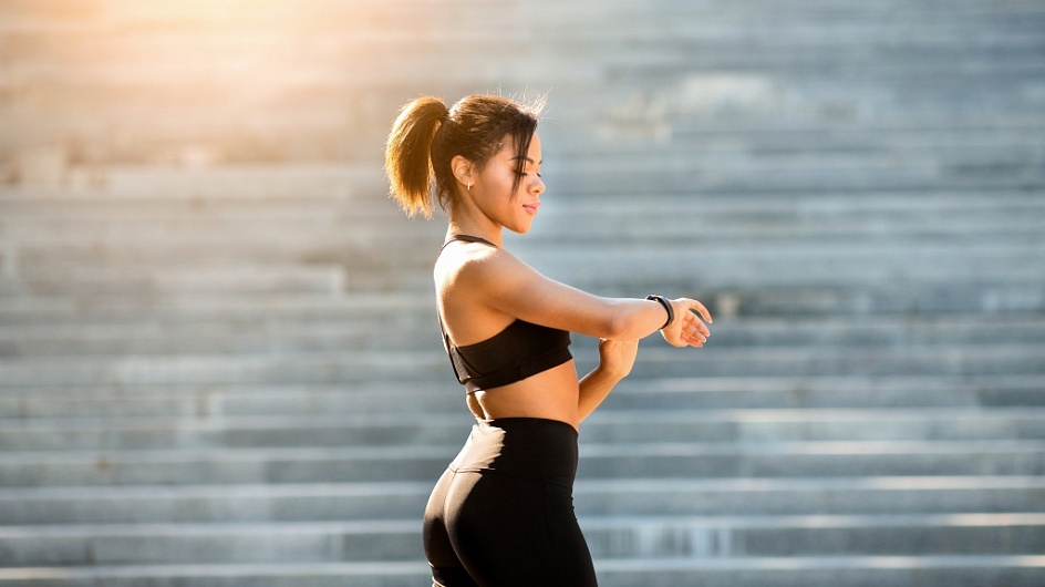 Что такое фитнес-браслет и в чем его особенности?