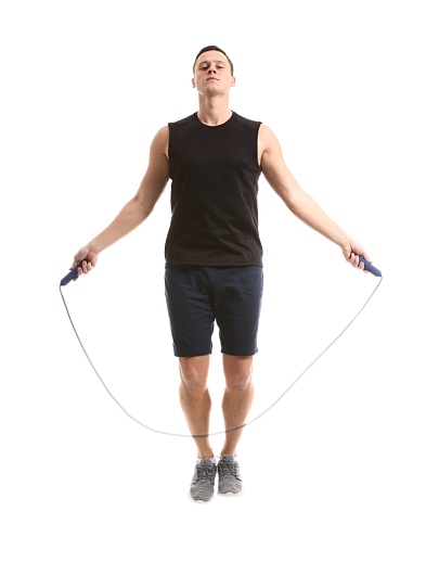 Как прыгать на скакалке мужчине